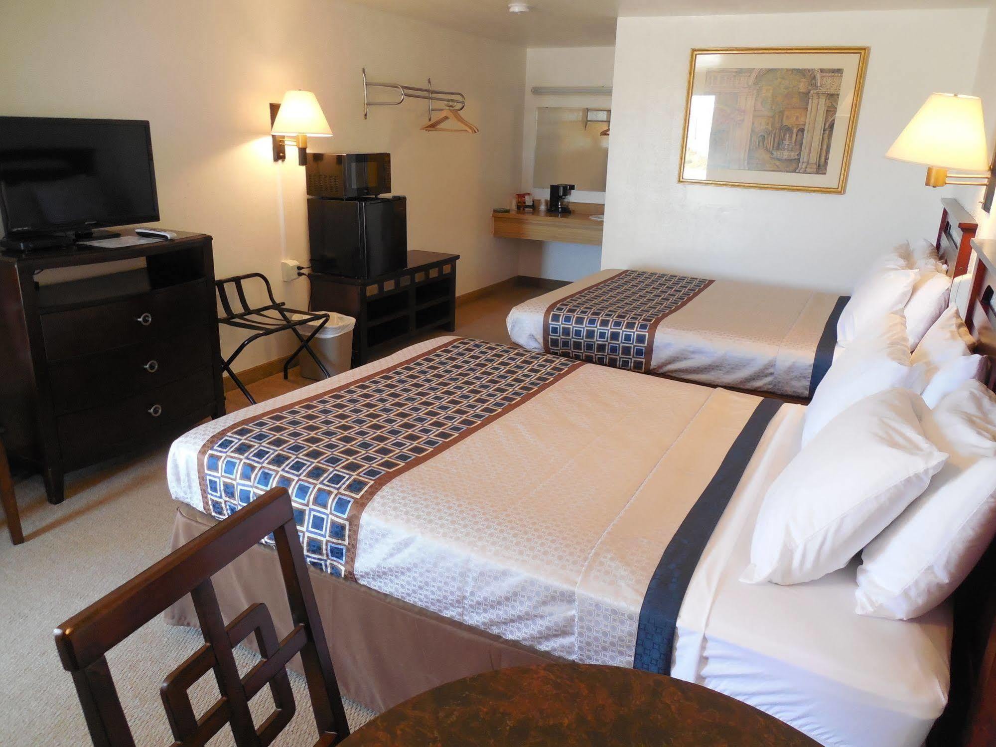 Motel 70 High Hill ภายนอก รูปภาพ