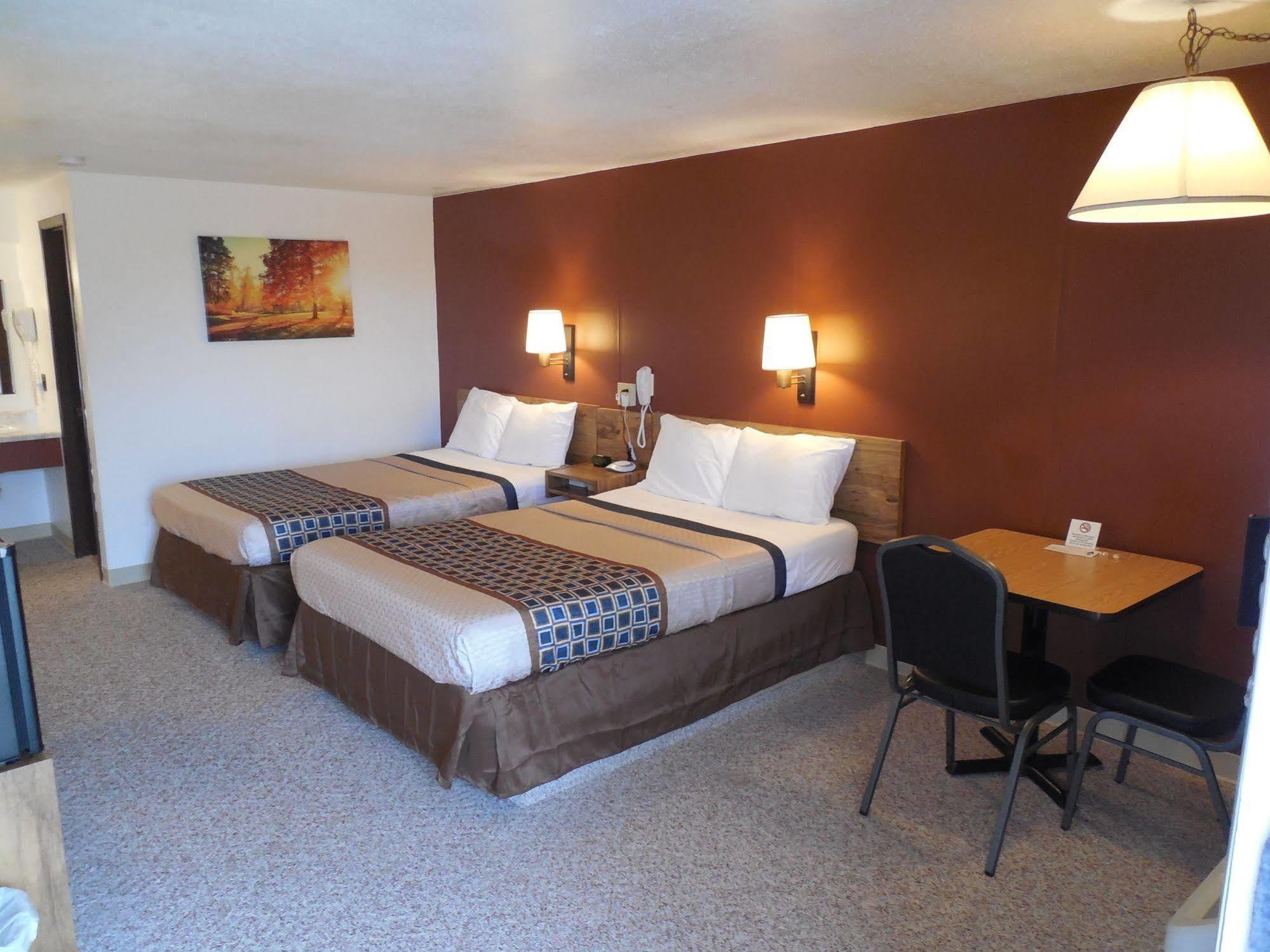 Motel 70 High Hill ภายนอก รูปภาพ